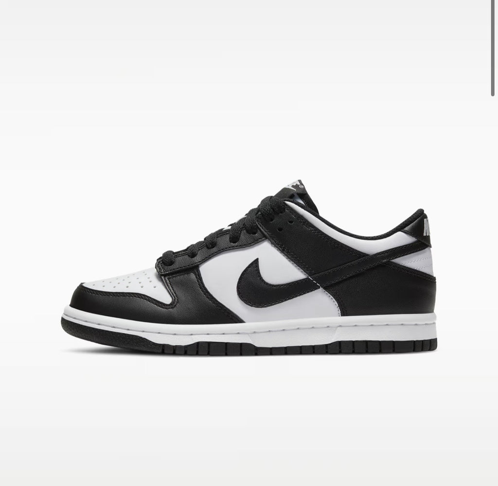 NIKE DUNK LOW